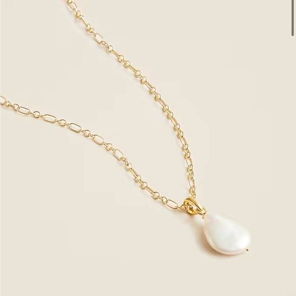 J. Crew Jewelry - NWT J. Crew Gold vermeil freshwater pearl necklace